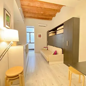 True Design In Heart Of Noble Bcn , Barcelona Spain