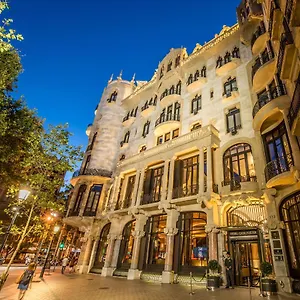 Casa Fuster G.l Monumento Барселона