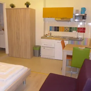 Amber Gardenview Downtown מלון דירות בודפשט