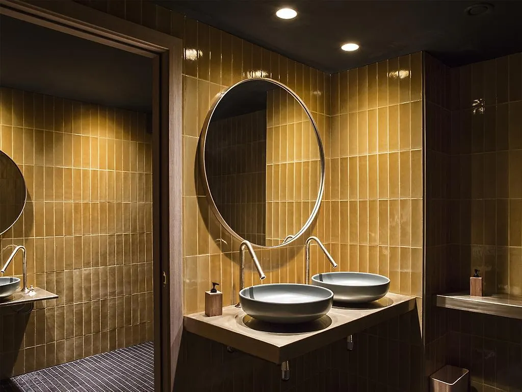 Yurbban Trafalgar Hotel Barcelona 3*,