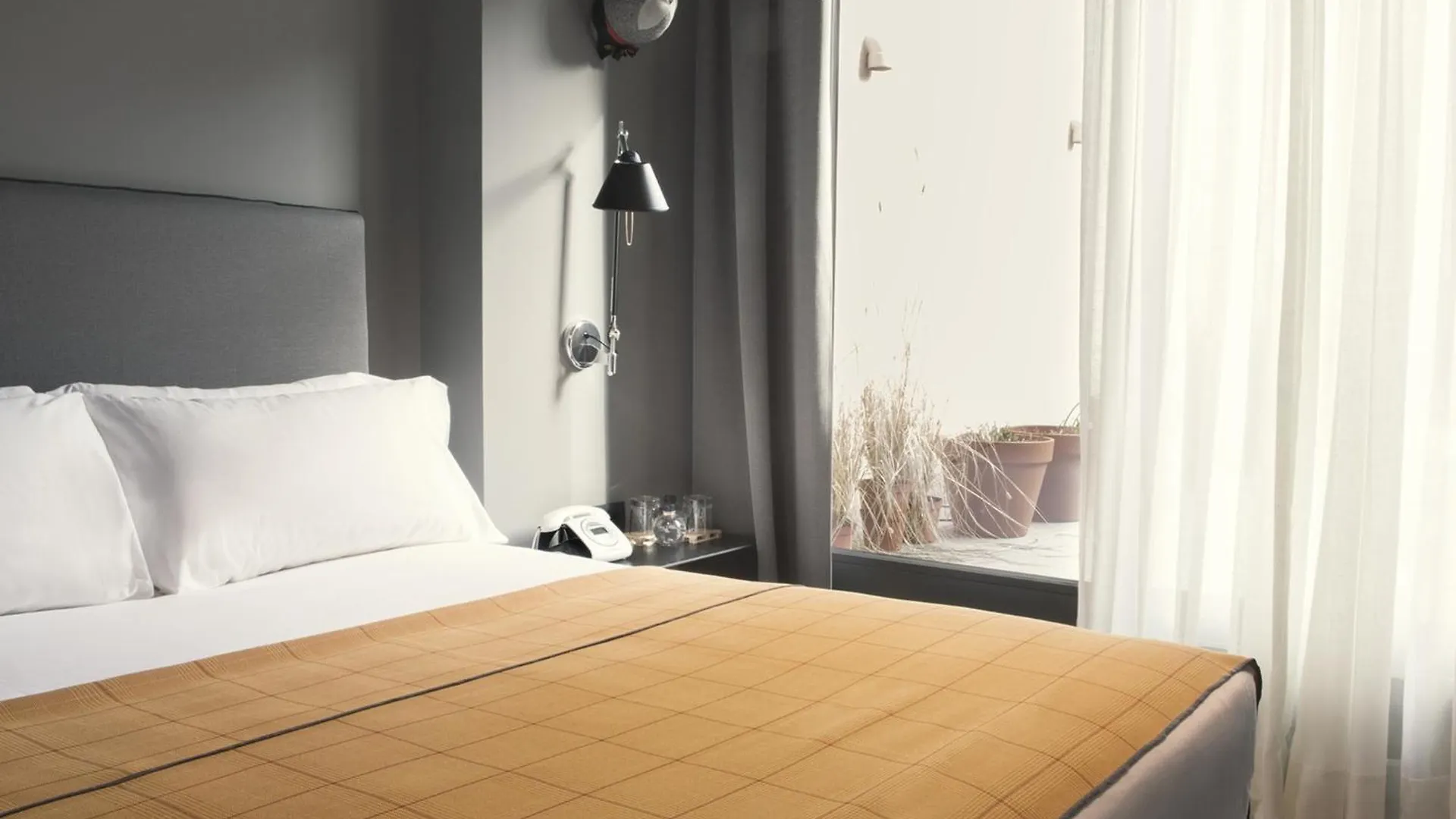 Yurbban Trafalgar Hotel Barcelona