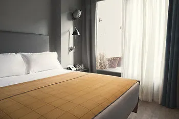 Yurbban Trafalgar Hotel Barcelona