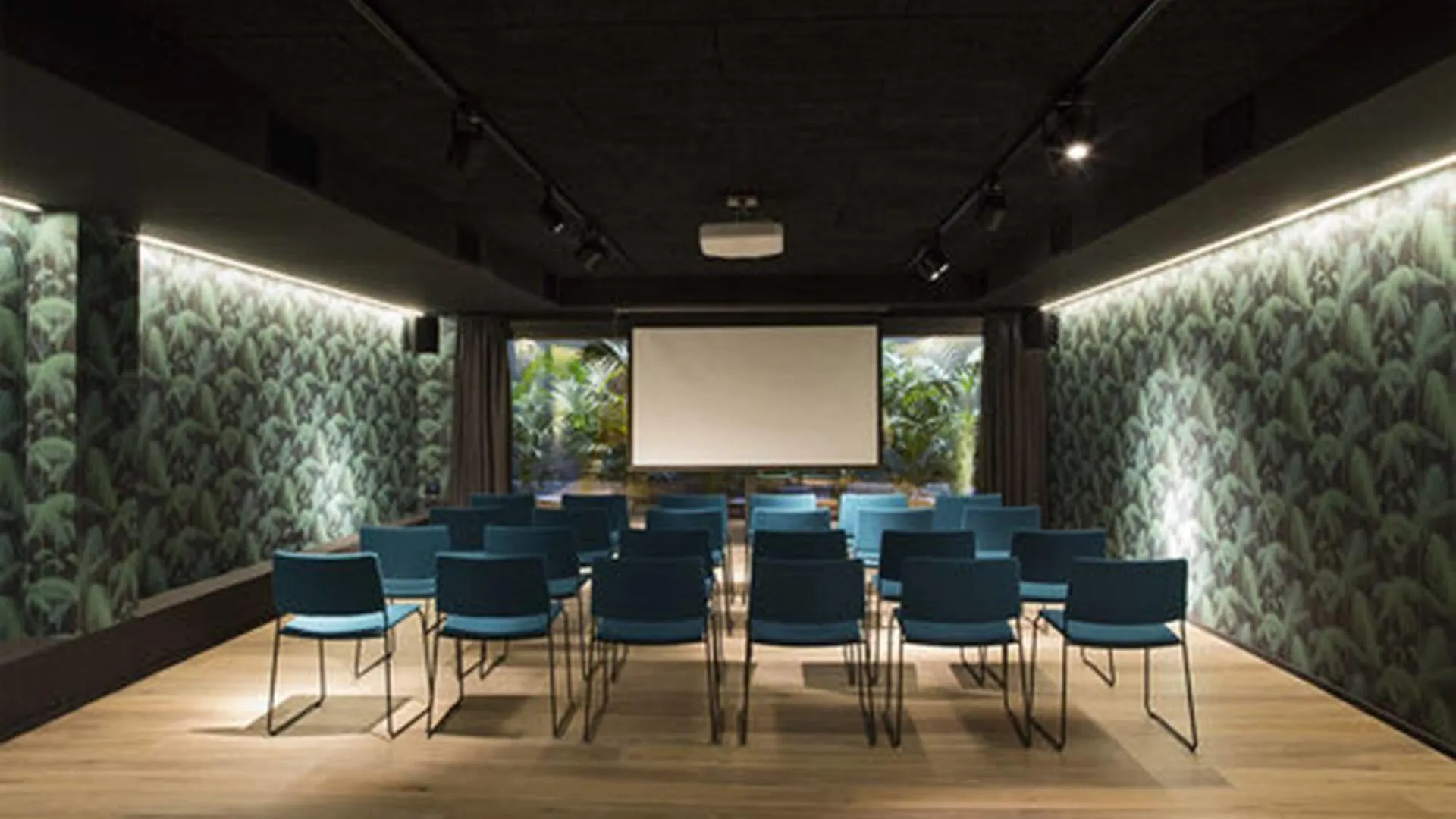 Yurbban Trafalgar Hotel Barcelona